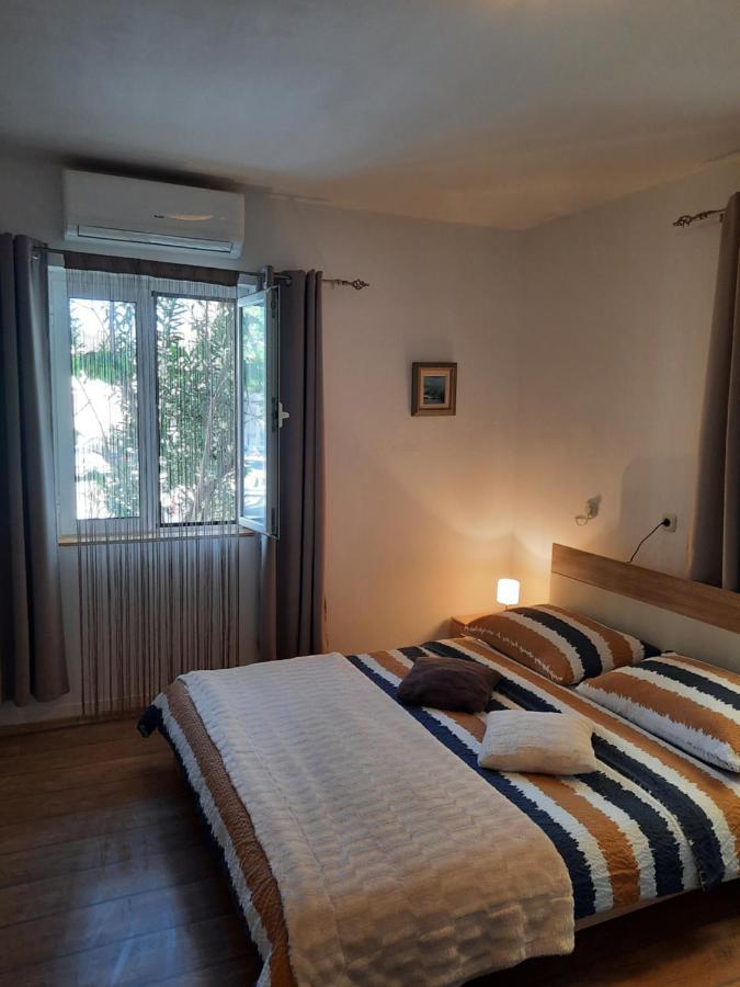 Studio Apartment Katalpa Zadar Buitenkant foto