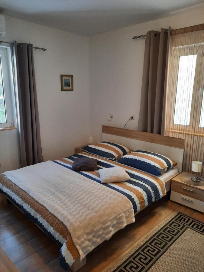 Studio Apartment Katalpa Zadar Buitenkant foto